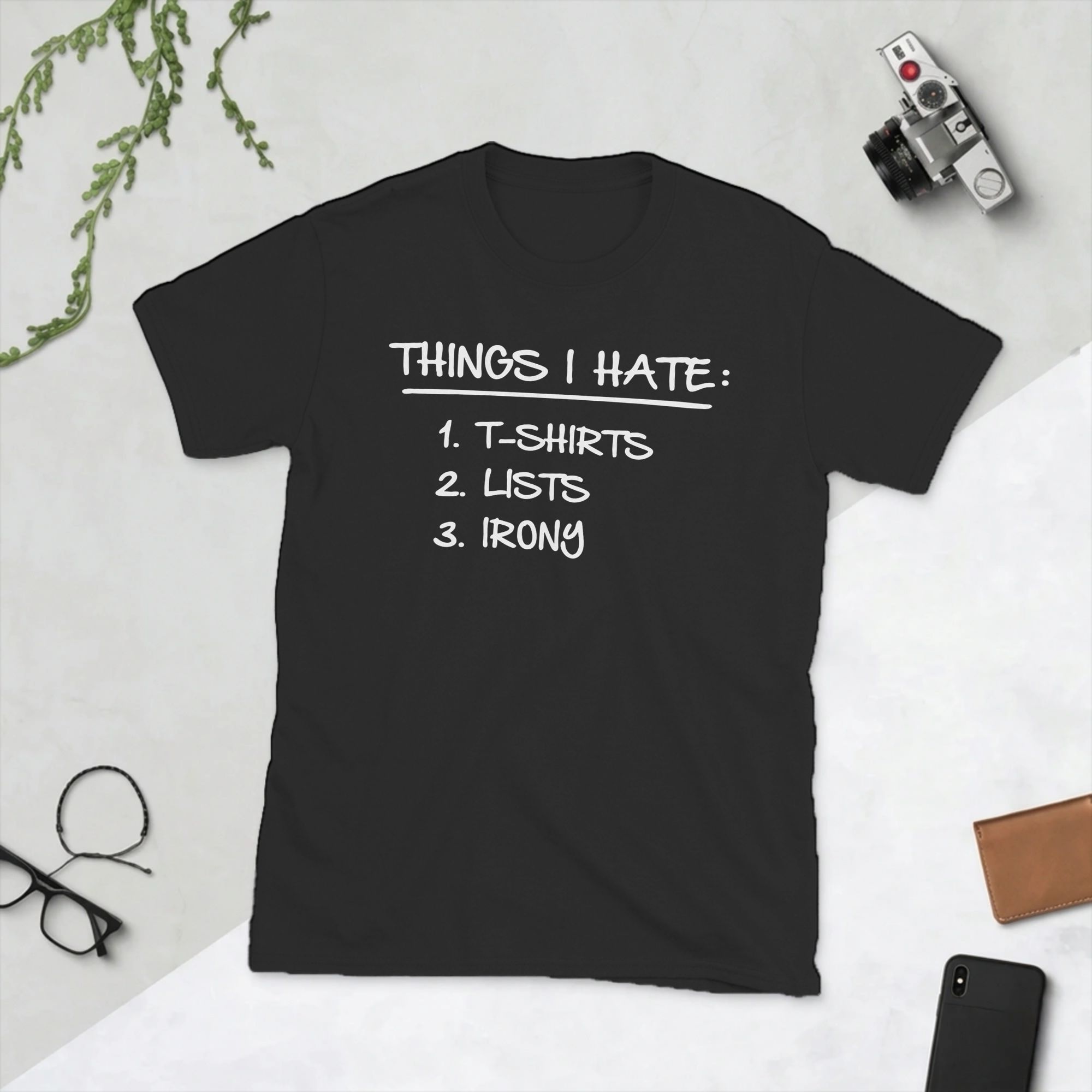 Summer Clothing List - T-Shirt mit der Aufschrift „List of